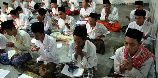 436786 04074509122017 pesantren 436786 04074509122017 pesantren